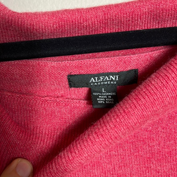 Alfani Pink Cowl Neck Sweater size large - like new - Picture 4 of 8
